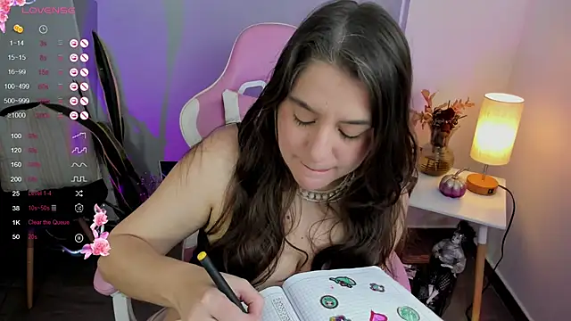 Tamara m  online show from September 2025 04:54:01 PM