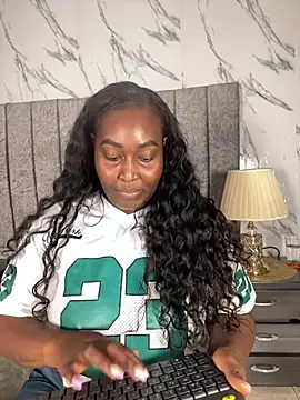 emilyrojas online show from April 2026 04:21:02 PM