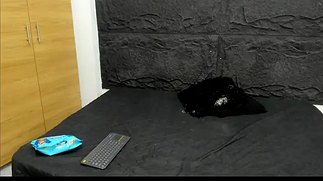 emakross online show from February 2026 12:50:01 AM