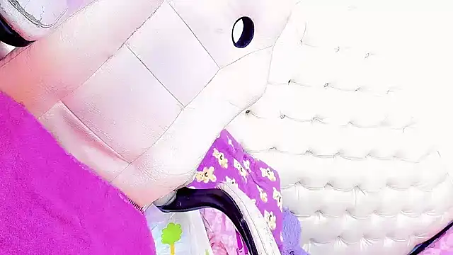 Snapshot of SexyEmmy_10 chatting on January 2025 09:20:01 PM SexyEmmy 10 online show from January 2025 09:20:01 PM