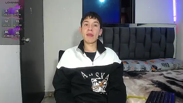 Mr daren  online show from March 2025 05:56:01 PM