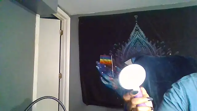 AmazonianMistress online show from November 2025 06:18:02 PM