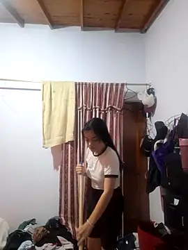 Snapshot of littlemelii chatting on February 2025 12:11:01 AM littlemelii online show from February 2025 12:11:01 AM
