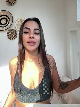 Alisa-Marie online show from December 2024 01:33:02 PM