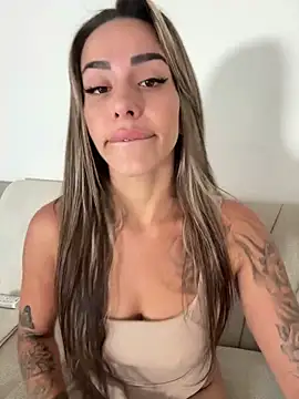 Alisa-Marie online show from October 2025 08:34:02 AM