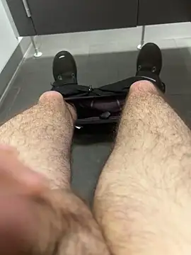 Drummer112 online show from November 2025 02:29:02 PM