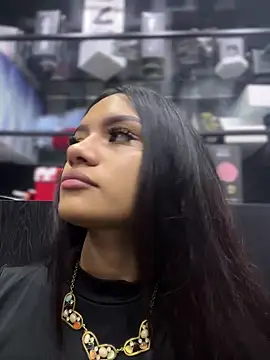 Riana Kean online show from December 2024 08:58:02 PM