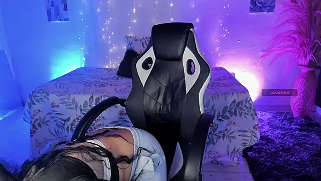 Riana Kean online show from December 2025 03:14:02 AM