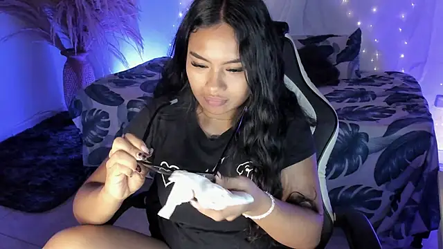 Riana Kean online show from April 2026 02:58:02 AM