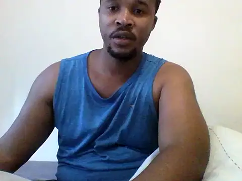 Snapshot of MAskedmilff chatting on July 2026 02:46:02 PM MAskedmilff online show from July 2026 02:46:02 PM