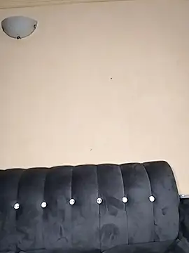 Snapshot of Winnie_- chatting on February 2025 09:49:01 PM Winnie - online show from February 2025 09:49:01 PM