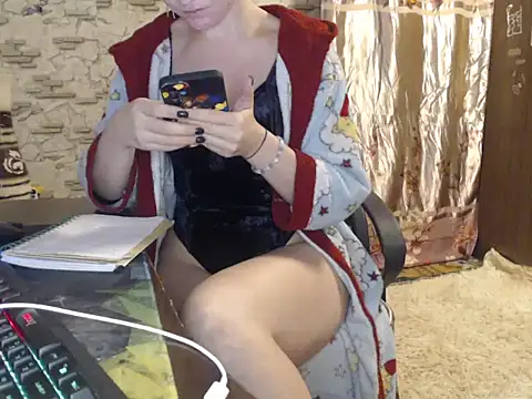 Snapshot of _Kitti_ chatting on December 2024 03:38:02 AM Kitti online show from December 2024 03:38:02 AM