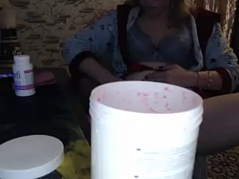 Snapshot of _Kitti_ chatting on December 2024 06:09:02 PM Kitti online show from December 2024 06:09:02 PM