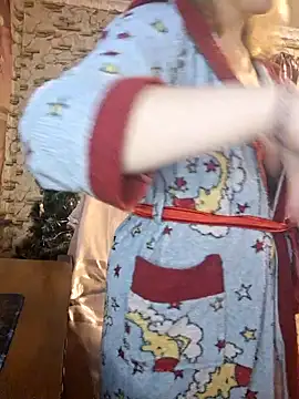 Snapshot of _Kitti_ chatting on December 2024 07:02:02 PM Kitti online show from December 2024 07:02:02 PM