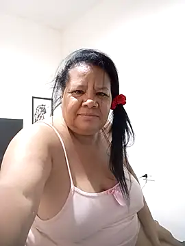 Shanttal0272 online show from November 2025 01:34:02 PM