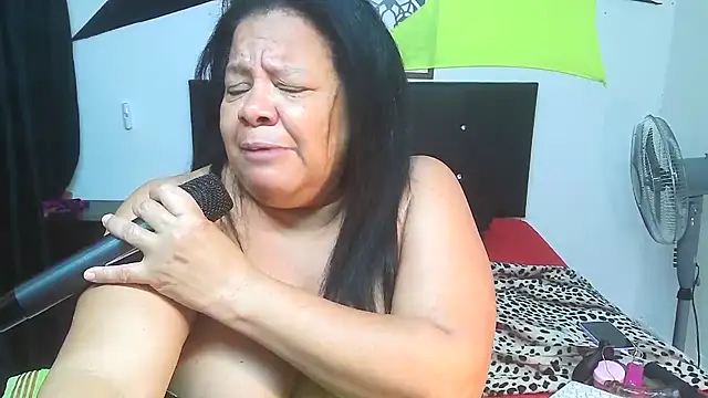 Shanttal0272 online show from April 2026 12:45:02 PM