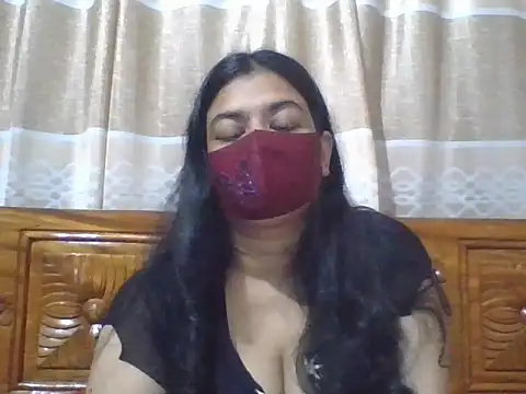 A-sweetgirl online show from November 2025 08:00:01 PM