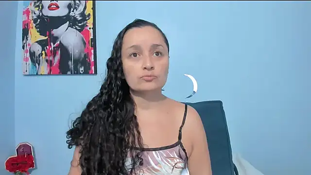 Snapshot of _luna__sweet_ chatting on May 2026 01:33:01 AM luna sweet online show from May 2026 01:33:01 AM