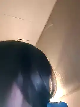 Evelina cute online show from March 2026 09:30:01 PM