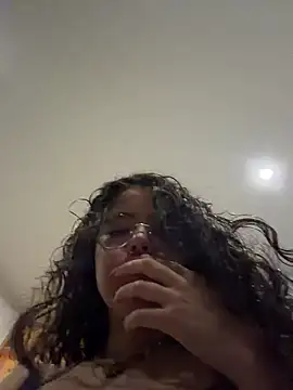 Snapshot of Antoniart_ chatting on May 2026 02:29:01 AM Antoniart online show from May 2026 02:29:01 AM