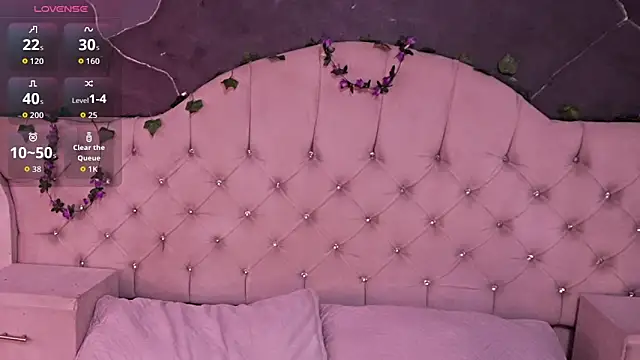 AmberGreyy  online show from April 2026 06:09:02 PM