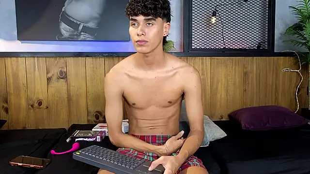 andrewortix online show from March 2026 04:20:01 AM