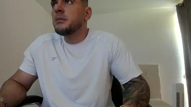 Snapshot of Teilor_Creed chatting on September 2025 07:37:01 PM Teilor Creed online show from September 2025 07:37:01 PM