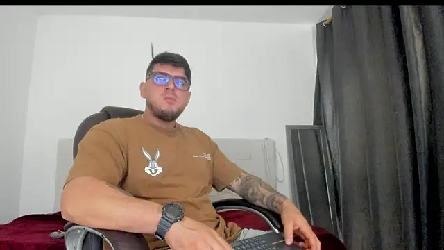 Snapshot of Teilor_Creed chatting on November 2025 06:04:02 PM Teilor Creed online show from November 2025 06:04:02 PM