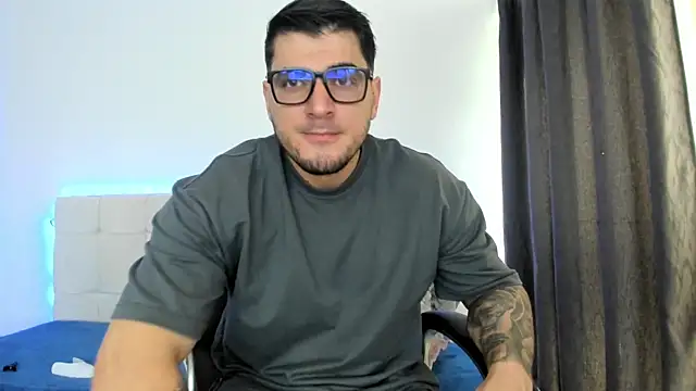 Snapshot of Teilor_Creed chatting on December 2025 08:15:02 PM Teilor Creed online show from December 2025 08:15:02 PM