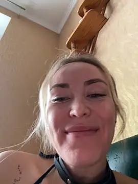 LovenseLush online show from November 2025 09:20:02 AM