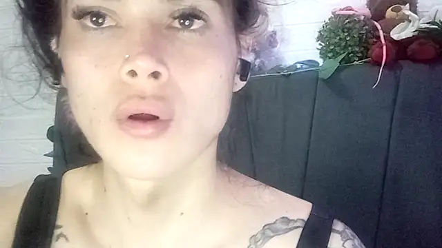 Devilnia9 online show from October 2025 08:11:02 PM