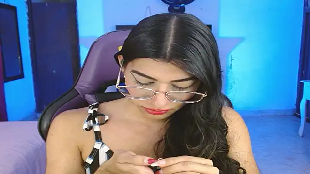 Snapshot of engielphoenis14 chatting on January 2026 10:46:01 PM engielphoenis14 online show from January 2026 10:46:01 PM