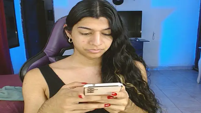 Snapshot of engielphoenis14 chatting on February 2026 10:52:02 PM engielphoenis14 online show from February 2026 10:52:02 PM