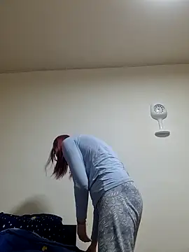 Evadesirex46 online show from February 2026 05:03:01 PM