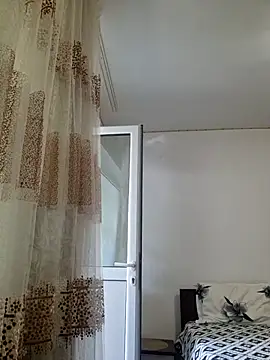 Evadesirex46 online show from April 2026 06:27:01 AM