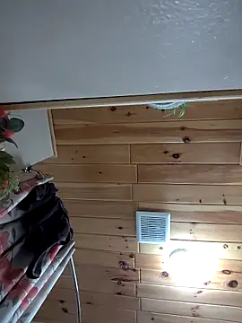 Lilsmokeshow017 online show from March 2026 10:43:01 AM