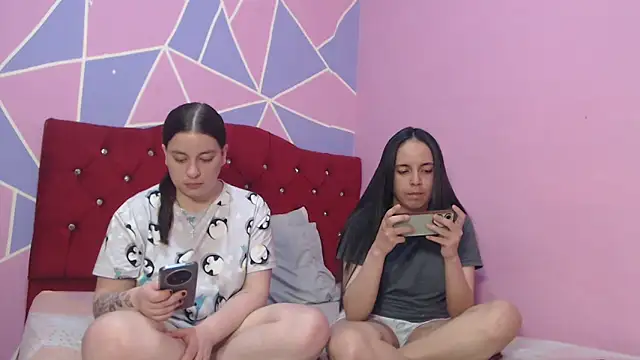 Lola barbara online show from April 2026 03:50:01 PM