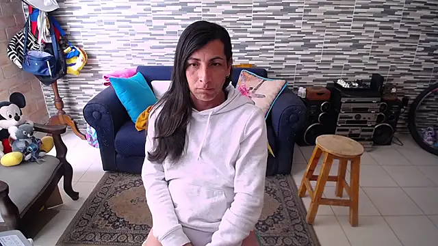 VioletaGomezCo online show from April 2026 06:23:01 PM