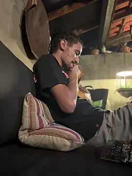 Snapshot of hotcamboy420 chatting on February 2025 05:31:02 AM hotcamboy420 online show from February 2025 05:31:02 AM