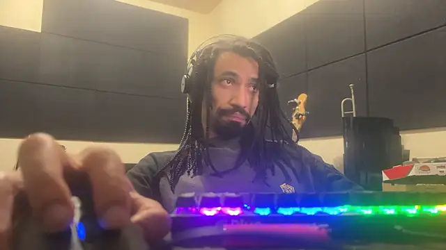 hotcamboy420 online show from November 2025 06:46:01 AM