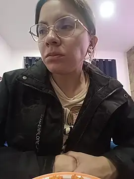 karlamorris  online show from October 2025 05:19:02 PM