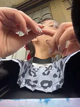 karlamorris  online show from February 2026 01:18:02 PM