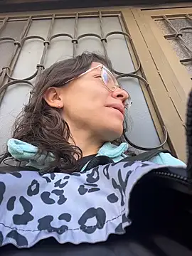 karlamorris  online show from March 2026 01:06:01 PM