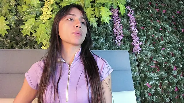 Snapshot of Sophy_SmileSweet chatting on December 2024 11:54:01 AM Sophy SmileSweet online show from December 2024 11:54:01 AM