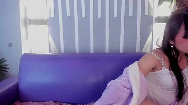 Snapshot of Sophy_SmileSweet chatting on January 2025 02:57:01 PM Sophy SmileSweet online show from January 2025 02:57:01 PM