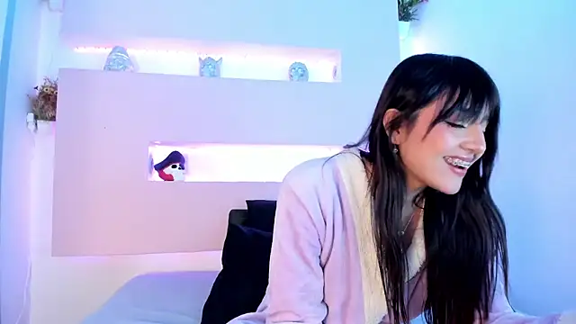 Snapshot of Sophy_SmileSweet chatting on February 2025 02:49:01 PM Sophy SmileSweet online show from February 2025 02:49:01 PM