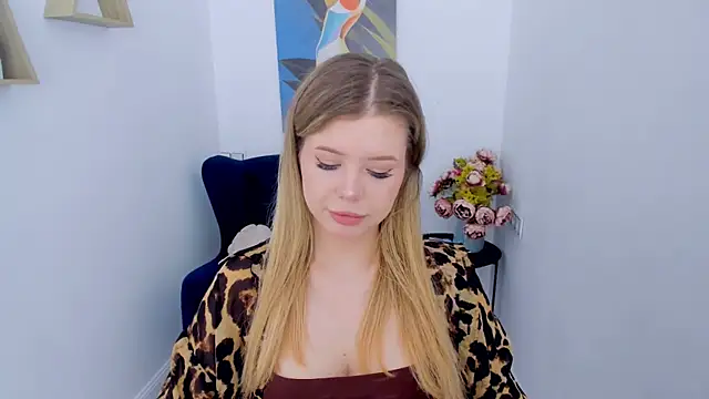 FollowLovee online show from March 2026 03:34:01 AM