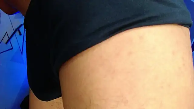 MagnusFrost online show from March 2026 02:13:01 AM