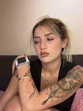 yaprakmericc online show from October 2025 09:05:02 PM