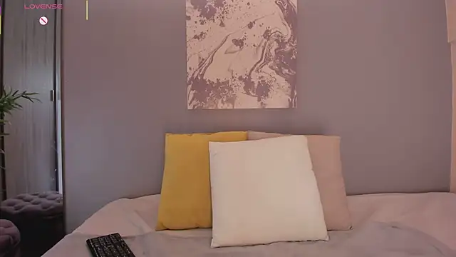 LynnSam  online show from October 2025 11:23:01 PM